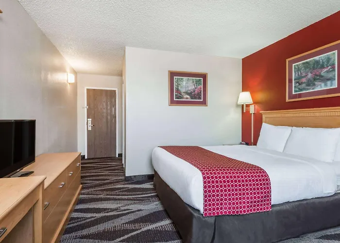 Hotel Days By Wyndham