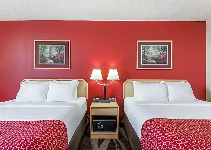 Days By Wyndham Hotel 3*