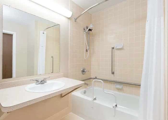 Days By Wyndham Hotel 3*
